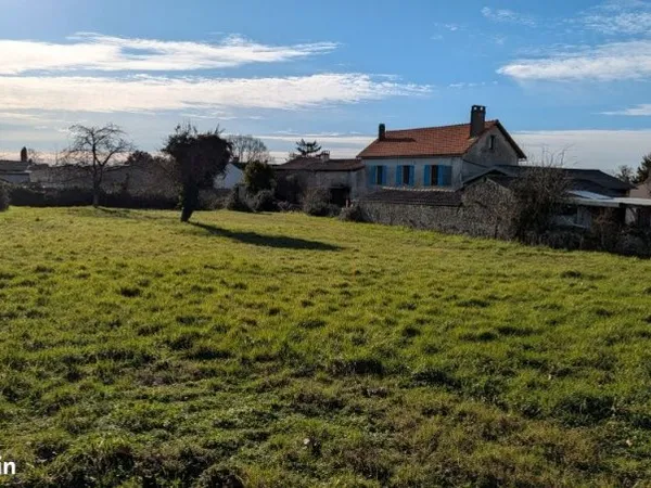 Terrain 1398 m2 à Verrines sous celles