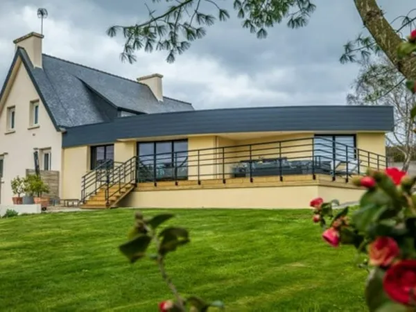A VENDRE VILLA DE PRESTIGE A PLOUESCAT