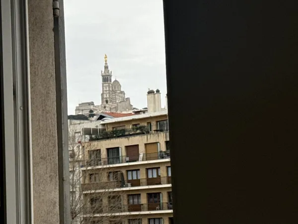 Loue appartement refait à neuf - 39m²