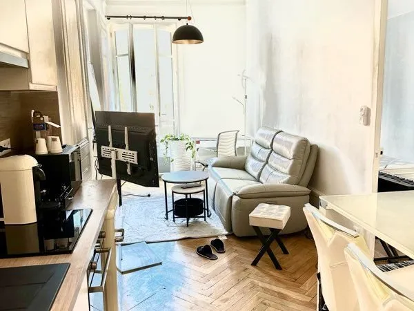 Appartement 2 pièces 38m2 Brotteaux