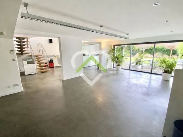 Maison 6 pièces 190 m²