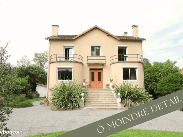 Maison 7 pièces 210 m²