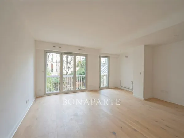 2 pièces avec balconnet Lamarck-Caulaincourt