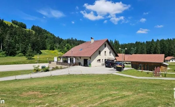 Restaurant 645 m² HAUTEVILLE-LOMPNES