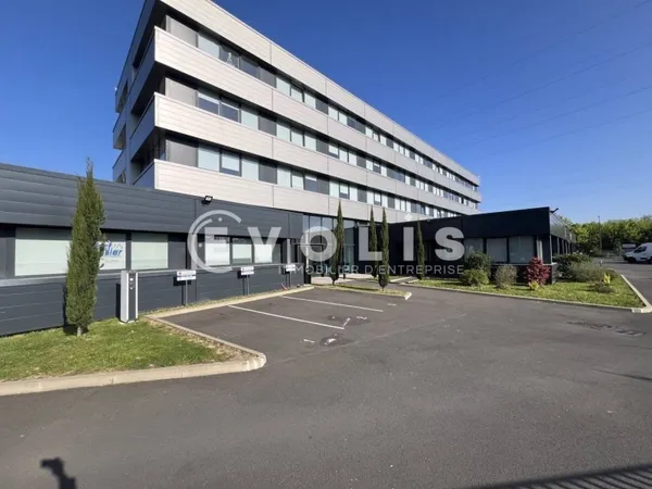 Bureaux 125 m²