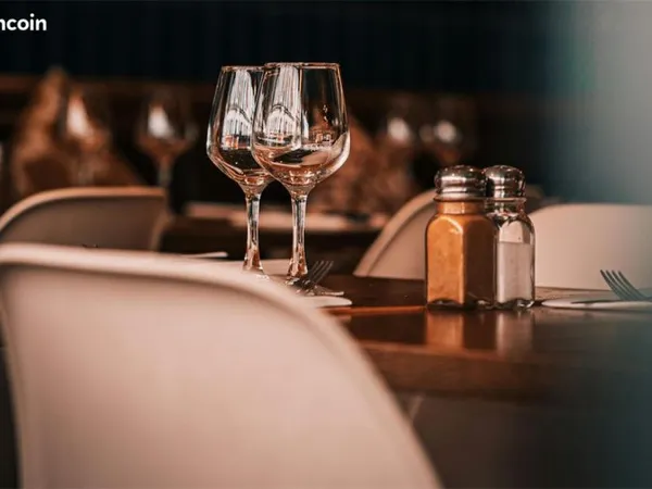 Brasserie 80 m² PARIS