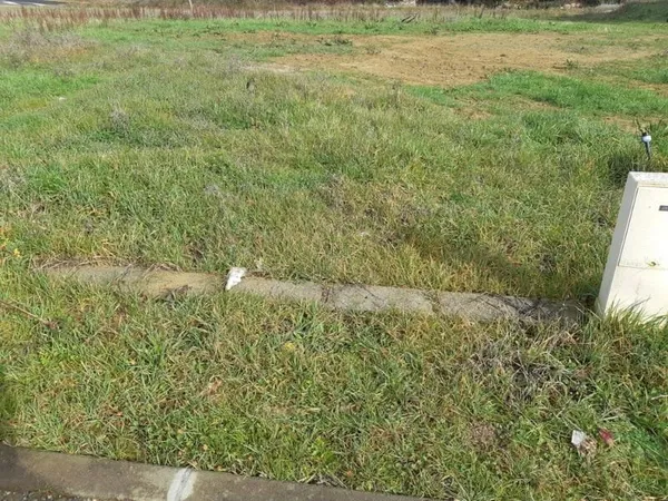 Terrain 846 m²