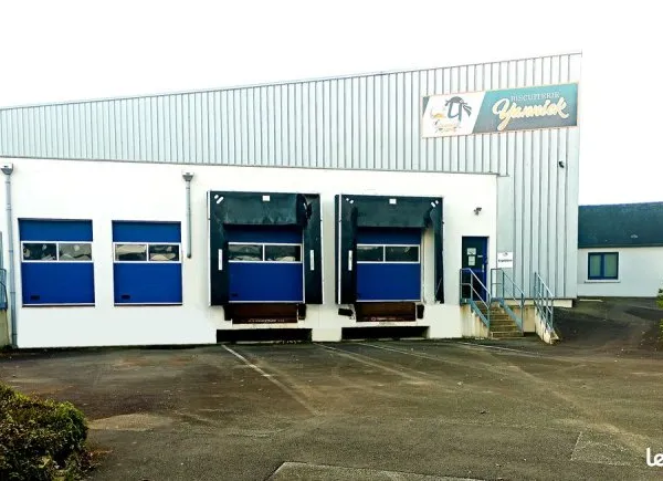 À VENDRE — Usine agroalimentaire 4 727 m² — Landeleau (29) — Site industriel clé en main, ICPE, IFS 