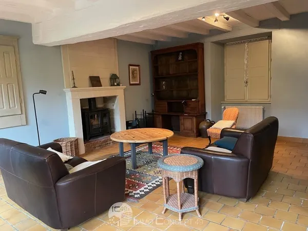 BRISSAC-QUINCE Centre bourg