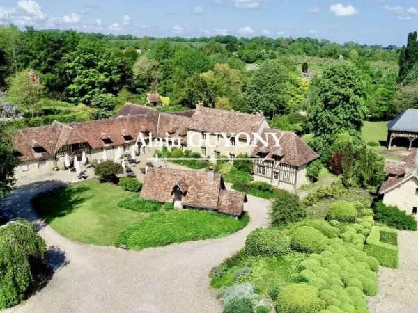 Maison de luxe 25 pièces 875 m²
