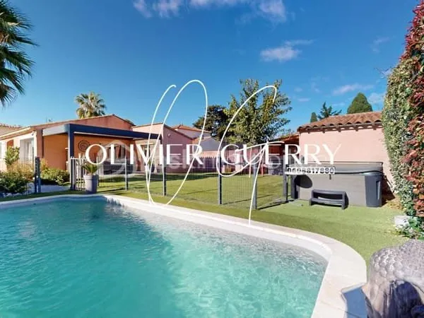 Villa lumineuse de 130 m², piscine, jardin, dépendance et DPE B