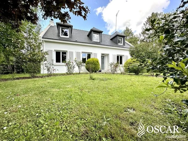 Maison 8 pièces 203 m²