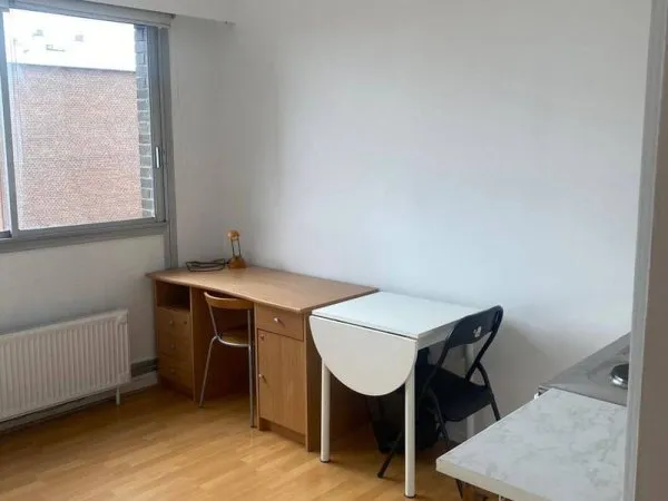 Studio 1 pièce 18 m²