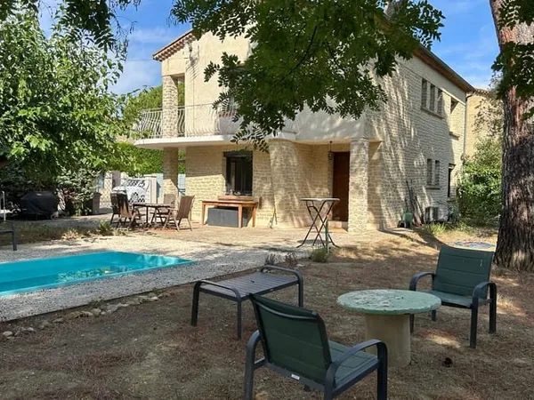 Maison 6 pièces 120 m²