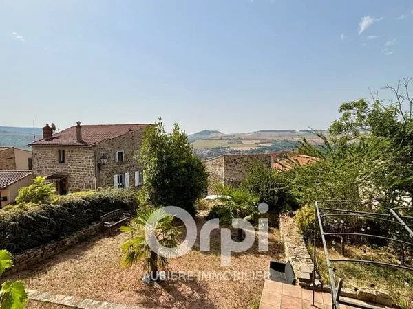 Maison 7 pièces 200 m²