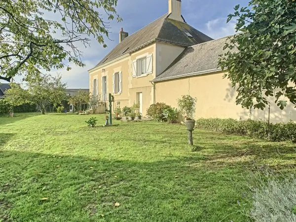 Maison 7 pièces 300 m²