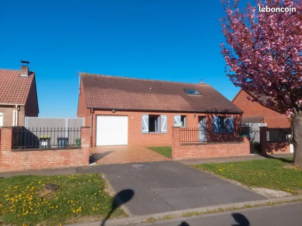 Maison individuelle en lotissement au calme