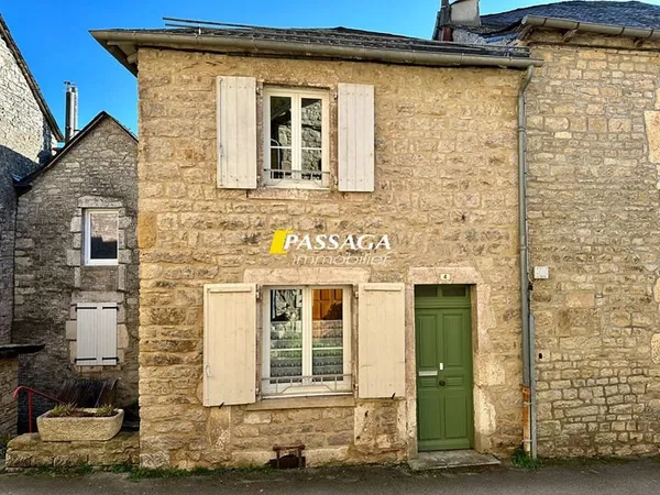 A VENDRE - Maison d'habitation de 119 m² - SEVERAC D'AVEYRON