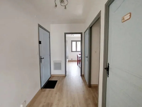 Appartement 2/3 PIECES 57M2 AU CALME.