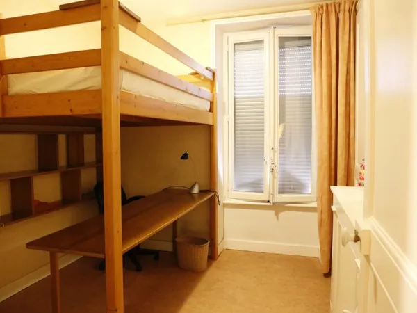 Sous-loue chambre dans appartement