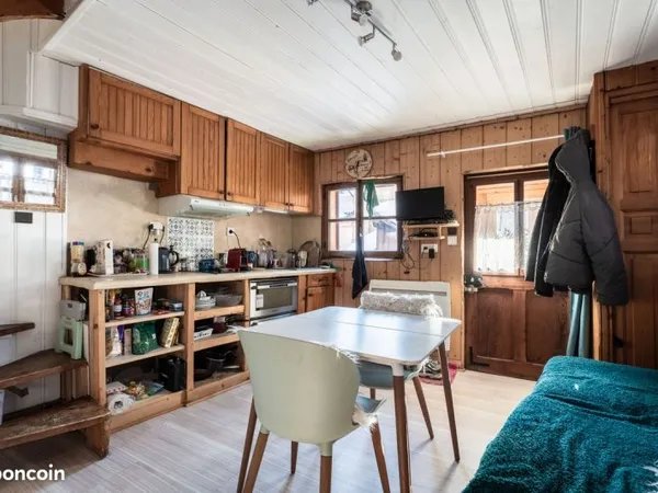 Petit chalet "T2" au coeur de Courchevel 1550