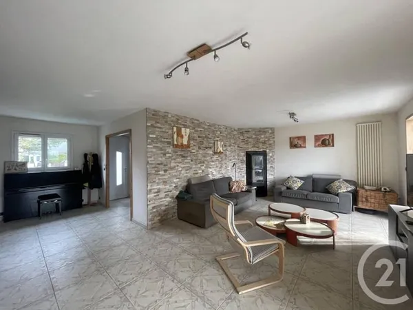 Maison 7 pièces 143 m²