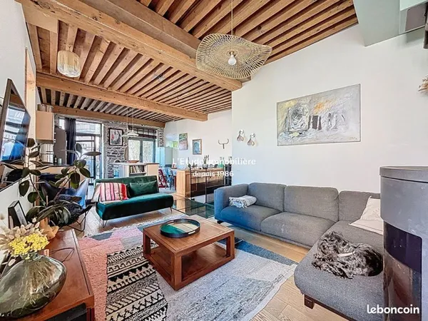 Château 5 pièces 128 m²