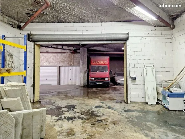 À Louer : Box sécurisé en sous-sol, idéal stockage / activité pro - Bagnolet 85 m² - 4,50 m hauteur 
