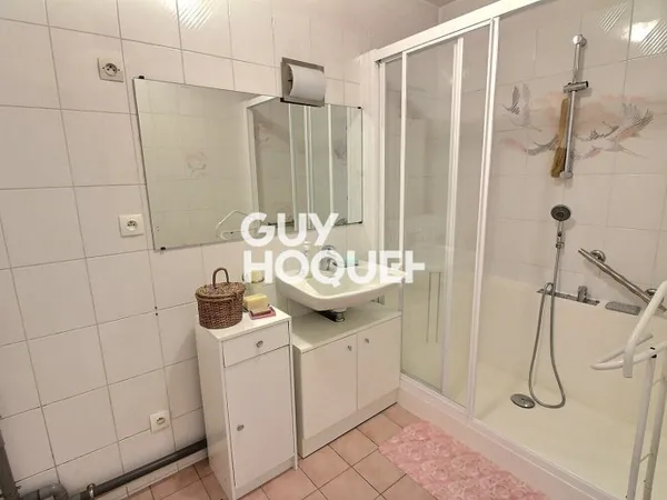 APPARTEMENT À VENDRE DE 4 PIÈCES DE 74,52 M²