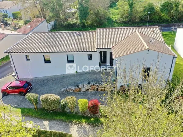 Maison Saintes 4 pièces 119 m2