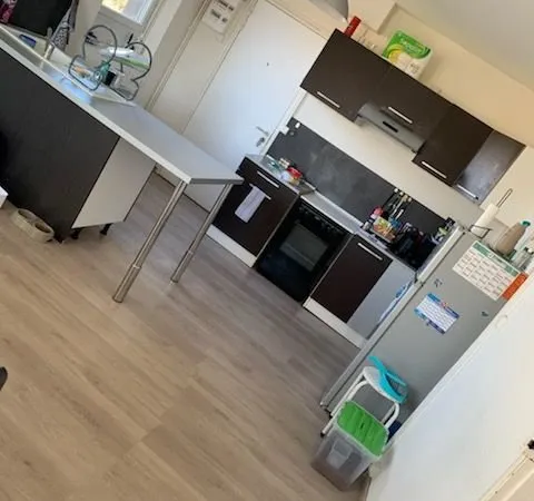 Chaumont F3 quartier Hopital avec parking privé