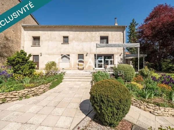 Maison 5 pièces 200 m²