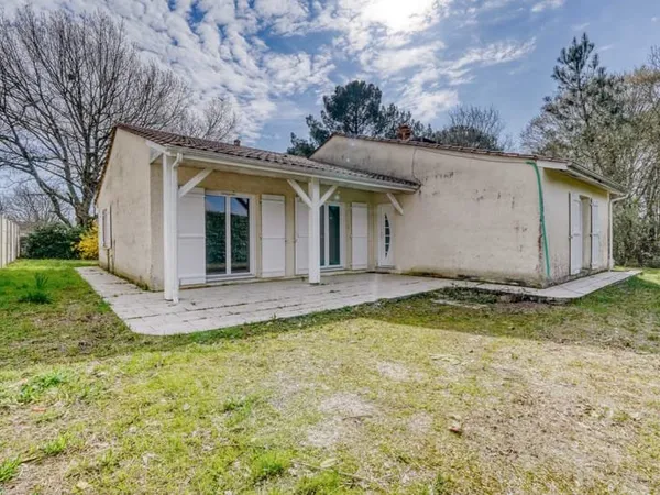 Maison 5 pièces de 130m2 habitables à réhabiliter le tout su