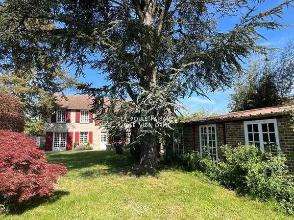 Maison 8 pièces 185 m²
