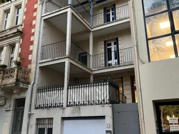 VENTE d'une maison F7 (243 m²) à DAX