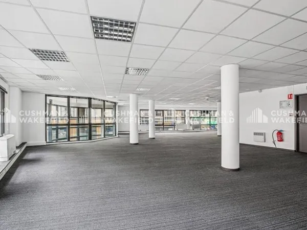 Bureaux 308 m²