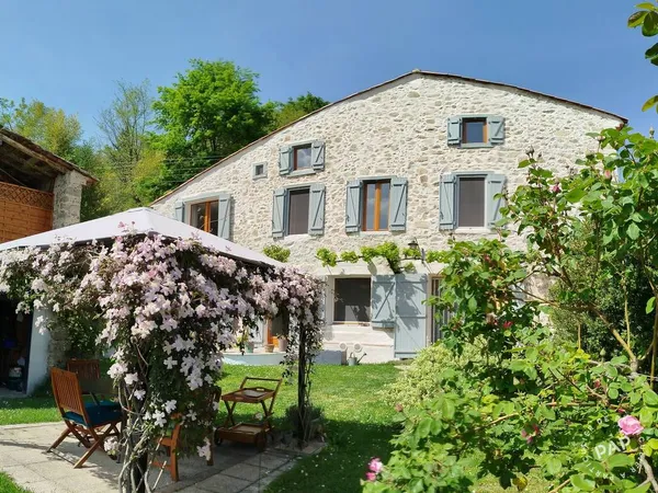 Maison 6 pièces 190 m²