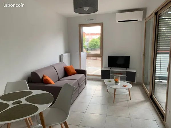 T2 meublé Croix-Rousse résidence sécurisée 42M²