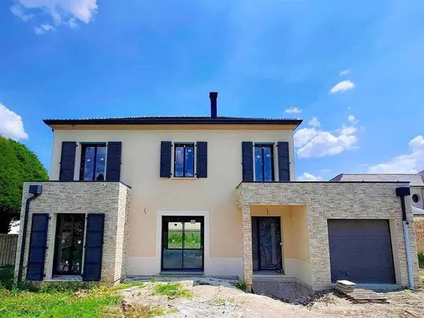 Terrain 900 m²