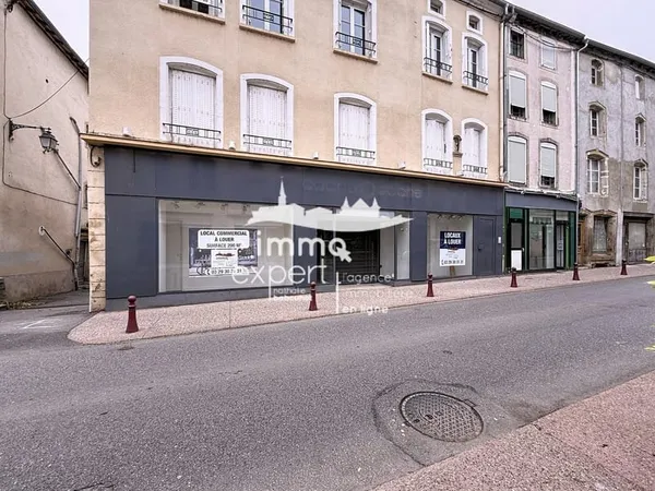 Local commercial à louer Centre-ville de Mirecourt