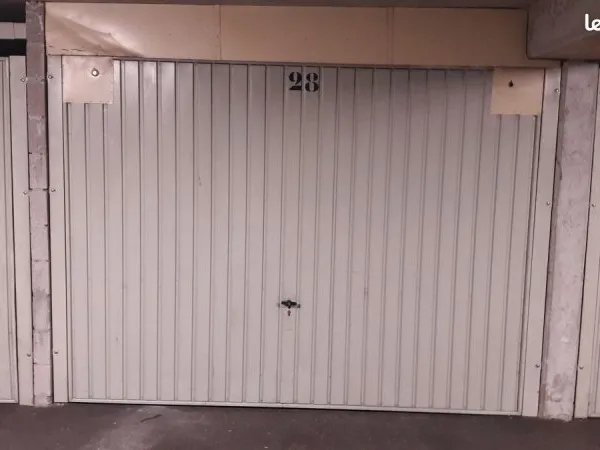 Box 15 m2 centre ville