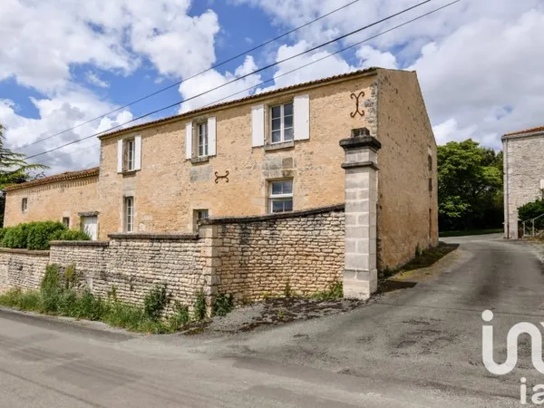 Maison 1 pièce 340 m²