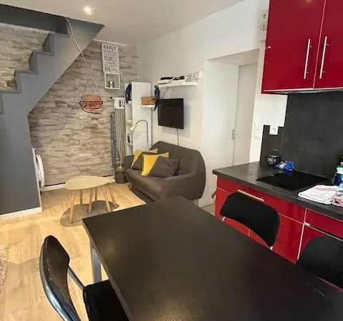 Chambre meublée tout confort + SDB privée - Coloc agréable et bien située(secteur Lycée Livet/jardin