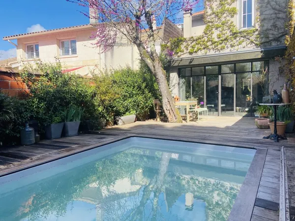 Vends MAISON CAUDERAN-PRIMROSE, 3 ch, piscine, dépendance, à deux pas des tennis