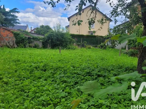 Terrain 297 m²