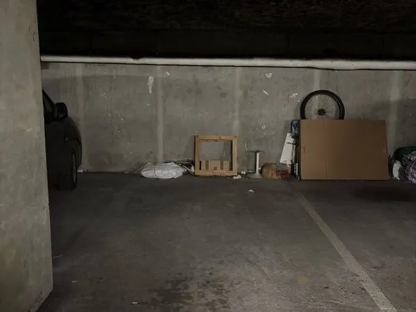 Place de parking Golbery