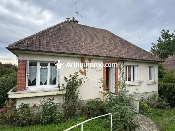 Bagnoles de l'Orne - Maison de 82m² avec sous sol