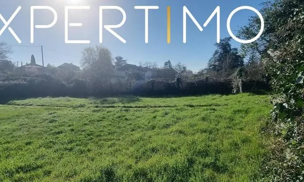 TERRAIN CONSTRUCTIBLE AU COEUR DE POITIERS