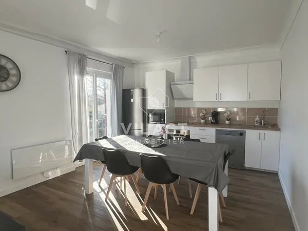 Chambre à louer dans maison individuelle