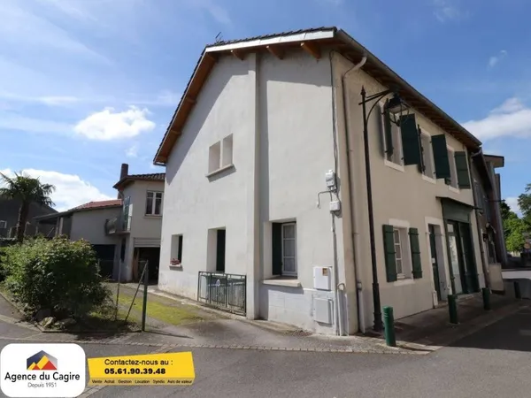 Maison 10 pièces 216 m²